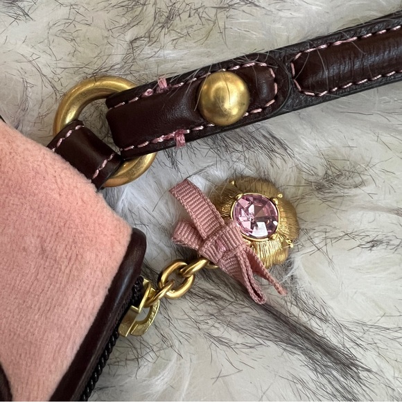 Vintage Juicy Couture Pink Velour Embroidered Wristlet Clutch Bag Y2K - Picture 3 of 7